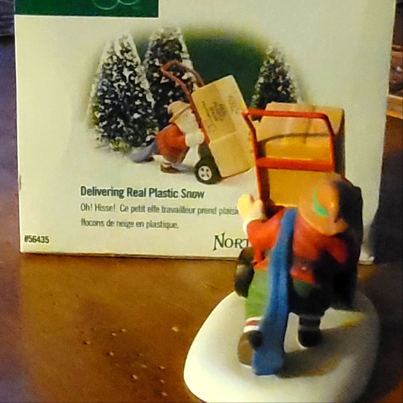Dept. 56 North Pole Real Plastic Snow Delivery - Picture 5 of 5